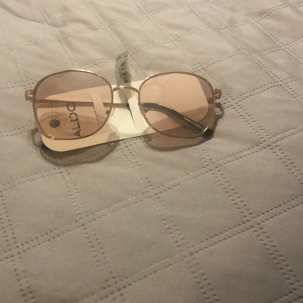 Also sun glasses